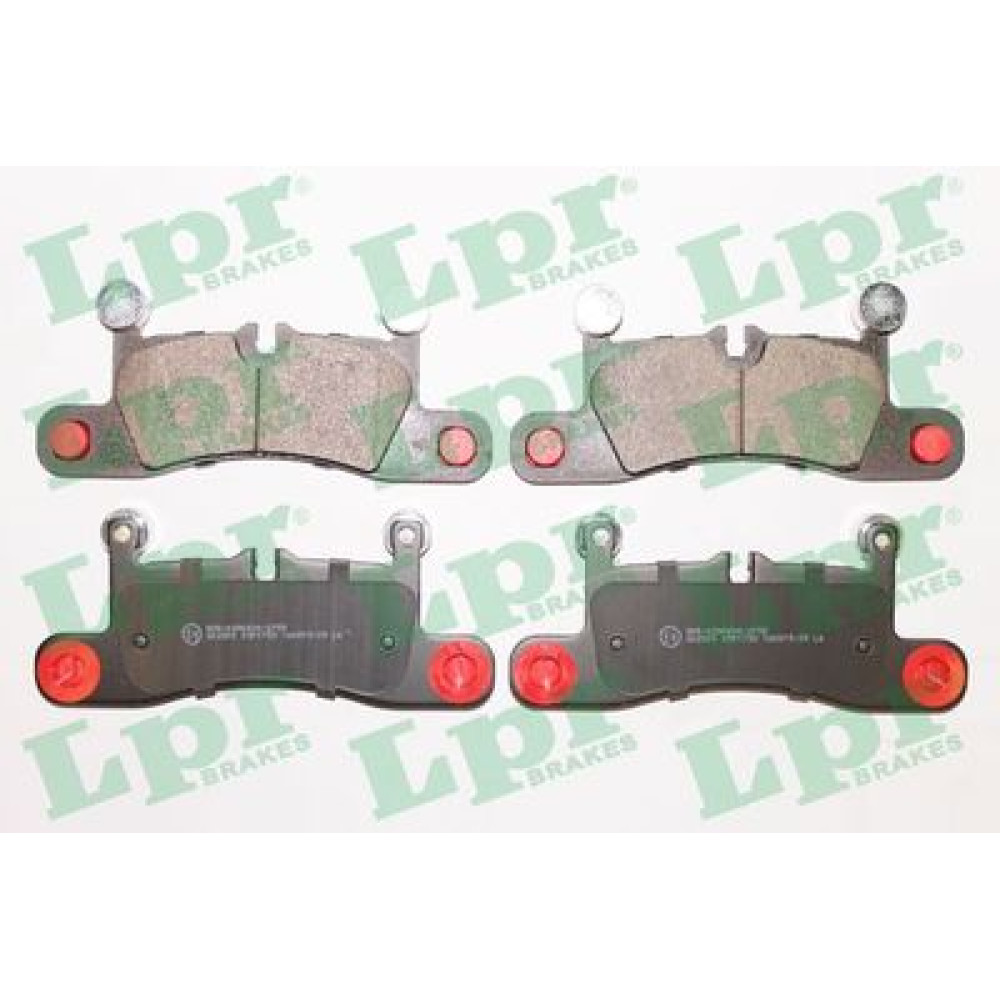 Комплект тормозных колодок LPR 05p1755