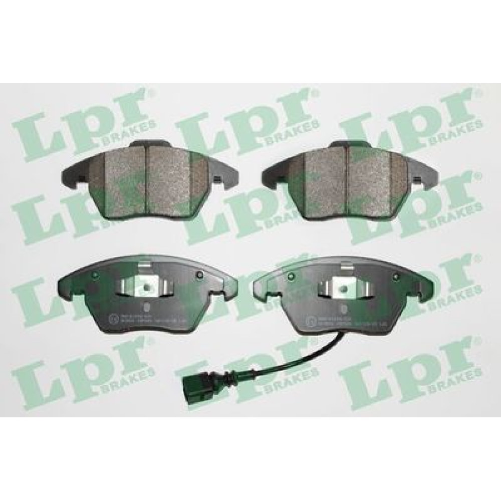 Комплект тормозных колодок LPR 05p866