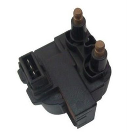 MAGNETI MARELLI 060717073012 Котушка системи запалювання MAGNETI MARELLI 060717073012