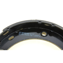 Гальмівні колодки барабані BOSCH 0986487611