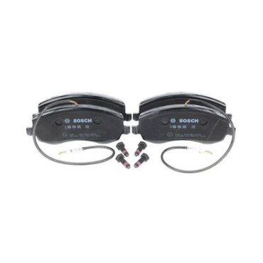 Комплект тормозных колодок из 4 шт. дисков BOSCH 0986494385