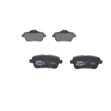 Комплект тормозных колодок из 4 шт. дисков BOSCH 0986494771