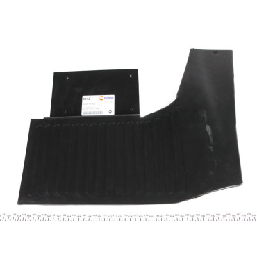 Бризговик задній AUTOTECHTEILE 1008842