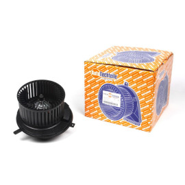 Моторчик пічки AUTOTECHTEILE 3819006