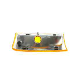 Поворот передний желтый без патрона AUTOTECHTEILE 3953010