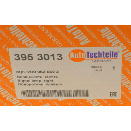 Поворот передний белый без патрона AUTOTECHTEILE 3953013