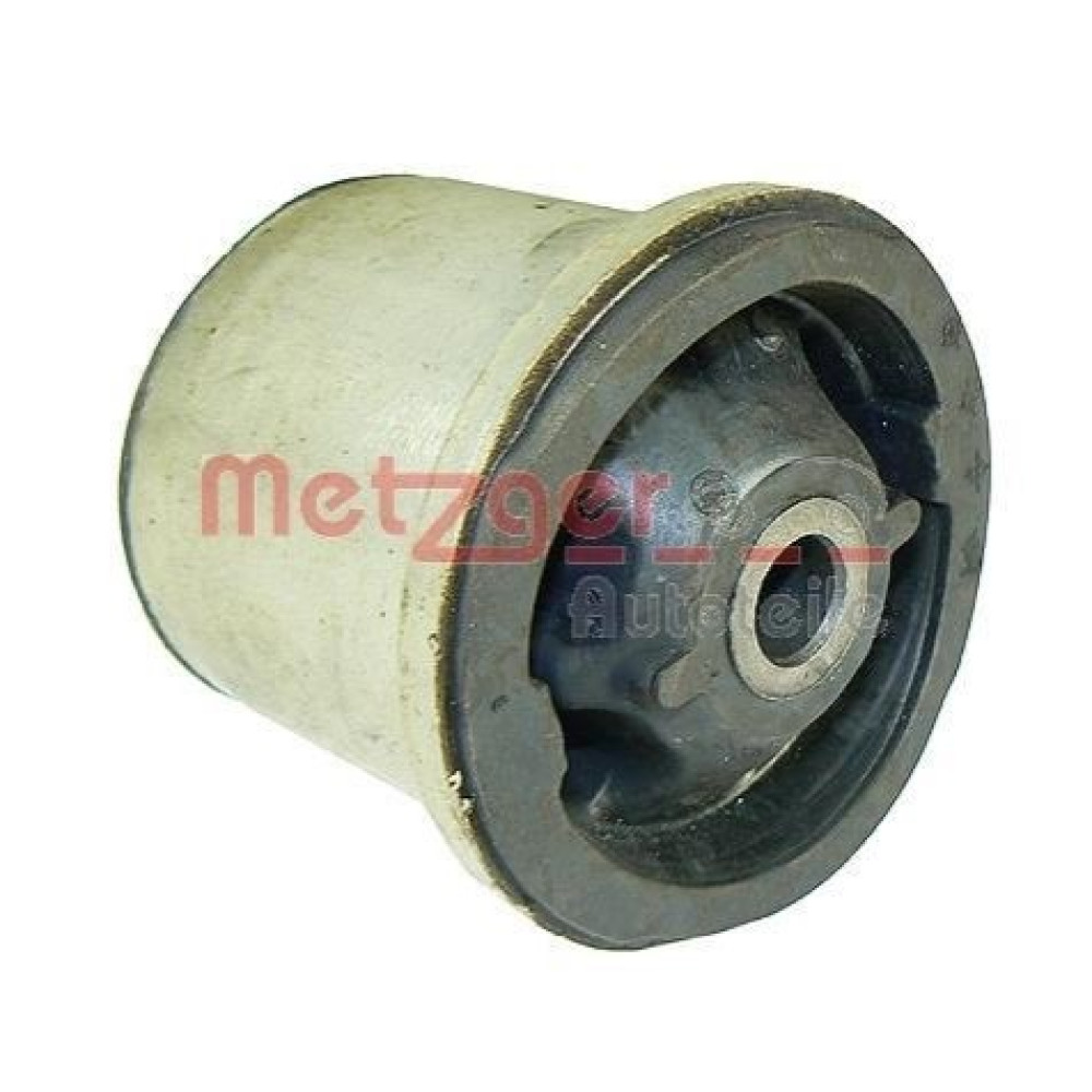 Сайлентблок задней балки подрамника ОЕ Metzger 52060408