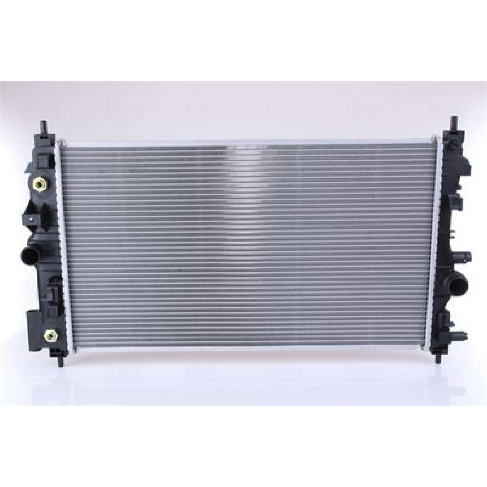 Радіатор охолодження двигуна NISSENS 630723