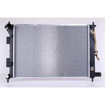 Радіатор охолодження двигуна NISSENS 675014