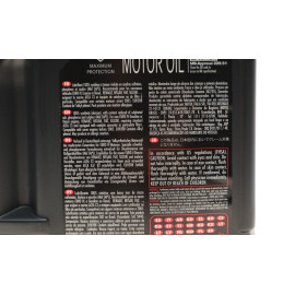 Олива моторна 100% синтетична для авто 8100 X-clean 5W40 5L MOTUL 843451
