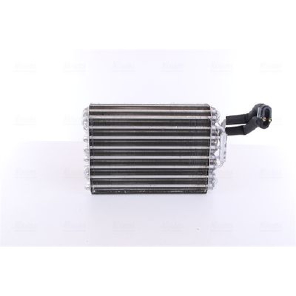 Испаритель NISSENS 92059