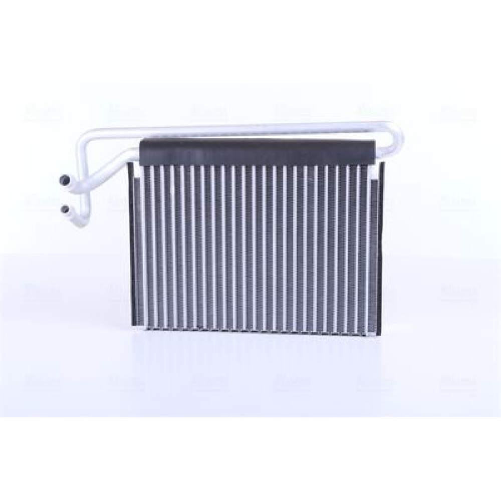 Испаритель NISSENS 92177