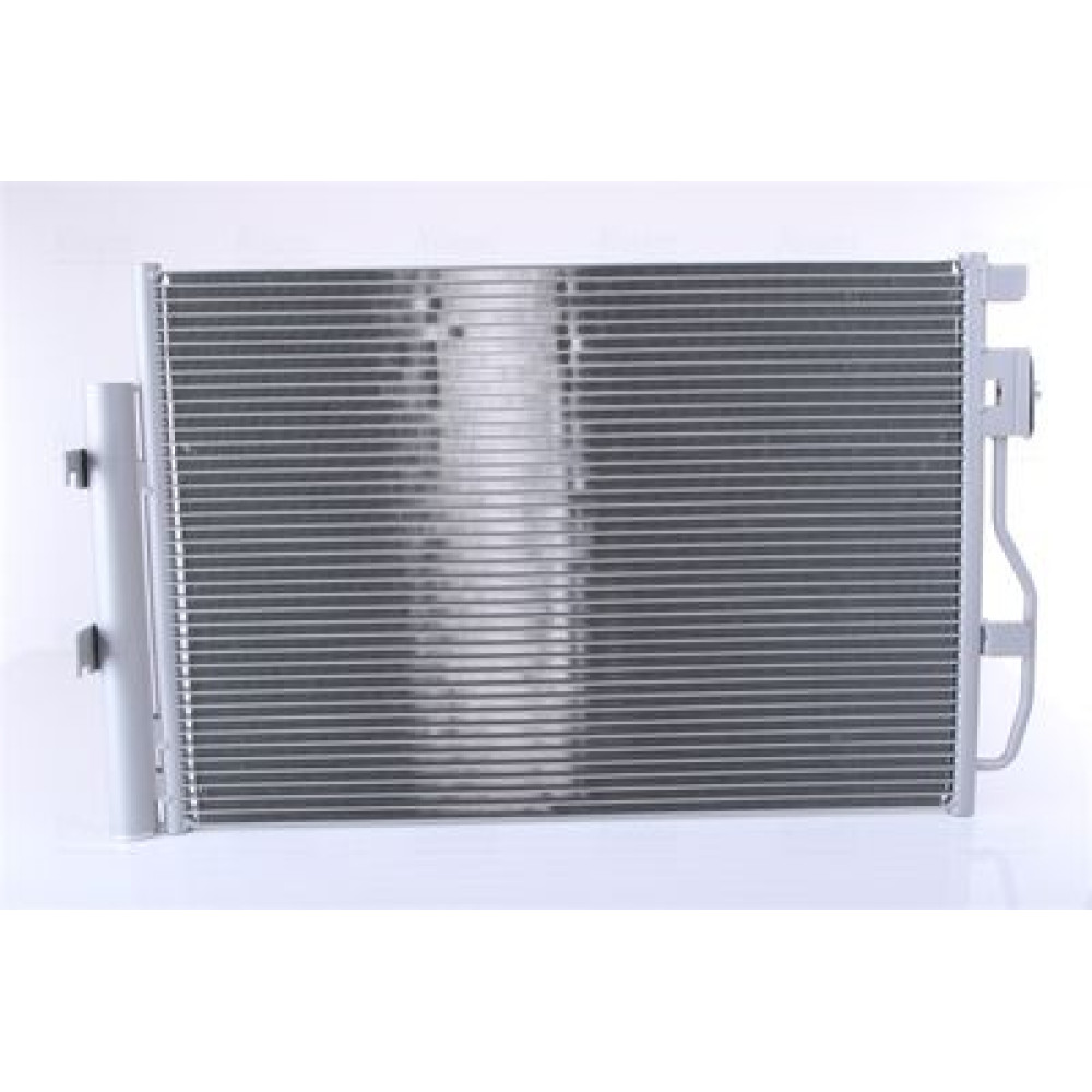 Радіатор кондиціонера NISSENS 940246