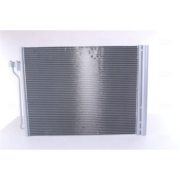 Радіатор кондиціонера NISSENS 940288