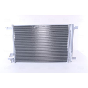 Радіатор кондиціонеру NISSENS 940319
