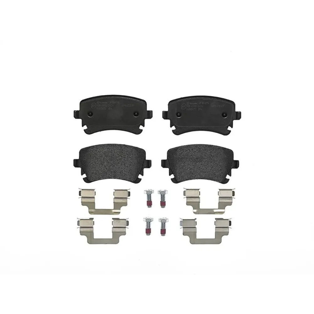 Тормозные колодки задние BREMBO p85076