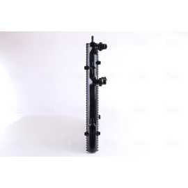 Радіатор охолодження двигуна NISSENS 65295