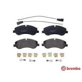 Тормозные колодки передние BREMBO p24152