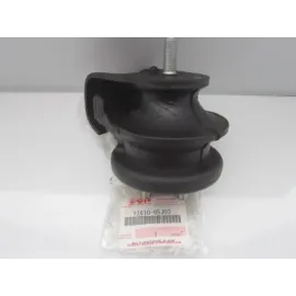Опора двигуна SUZUKI 1161065j03