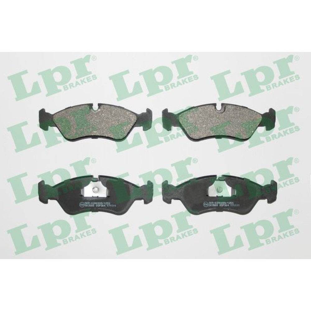 Комплект тормозных колодок LPR 05p304